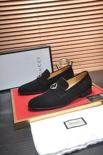 Código de zapatos masculinos Gucci 88b9 talla 3844 4 4 personalizado