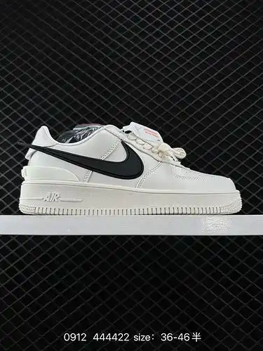 1D1D0G Ambush x Nk Air Force 1D0G7 Low SP Air Force One co branded iconic Swoosh extends beyond the 