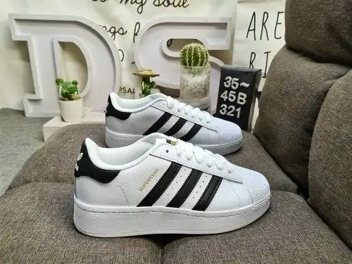 32c1dd Adidas Shamrock Prairie crea una superestrella cabeza de Concha zapatillas deportivas de ocio