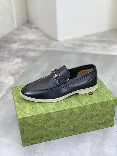 Código de calzado masculino Gucci 7b9 talla 3844 4 4 personalizado
