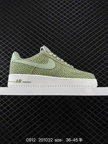 The 1D60G Nike Air Force 1D Low Air Force One low top versatile casual sports board shoe features el