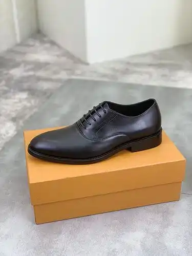 Calzado masculino LV Código 7c talla 38.444 personalizado
