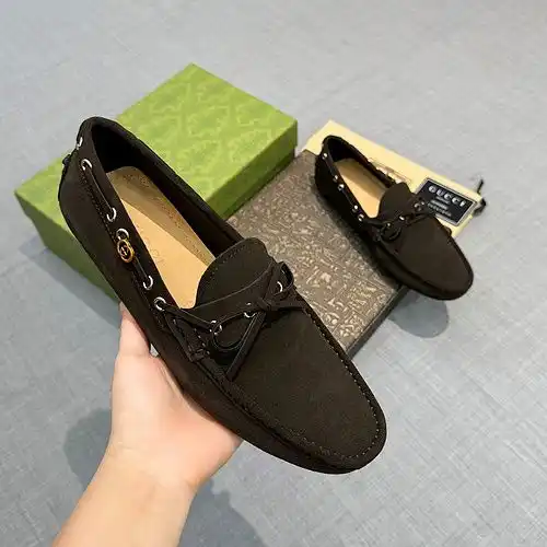 Guqi zapatos de cuero mate para hombres Código 82b6 talla 384