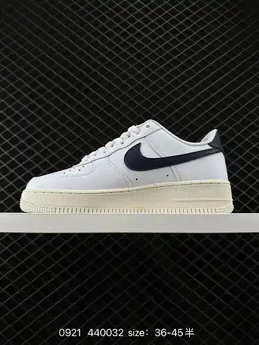 1D60G Nike Air Force 1D x2C70G7 Low Air Force One Low Top Versatile Thick soled Tall Casual Sneakers