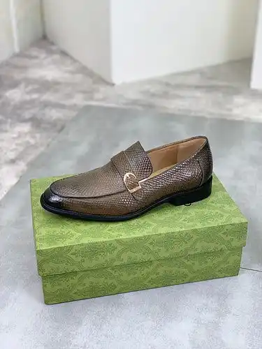 Código de zapatos masculinos Gucci 87b8 talla 3844