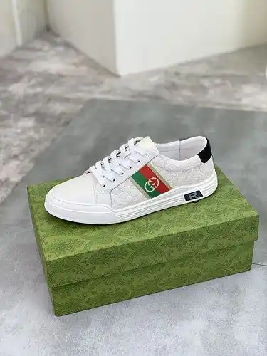 Código de zapatos masculinos Gucci 9b talla 3844