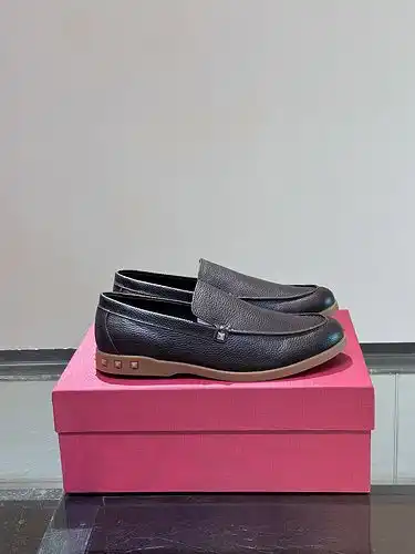 Zapatos masculinos Valentino Código 9b6 talla 3844446 personalizado