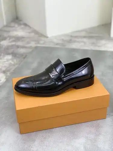 Calzado masculino LV Código 7c talla 38.444 personalizado