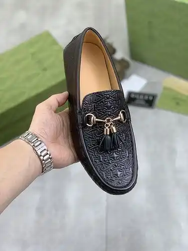 Código de calzado masculino Gucci 84b3 talla 384437 4 personalizado