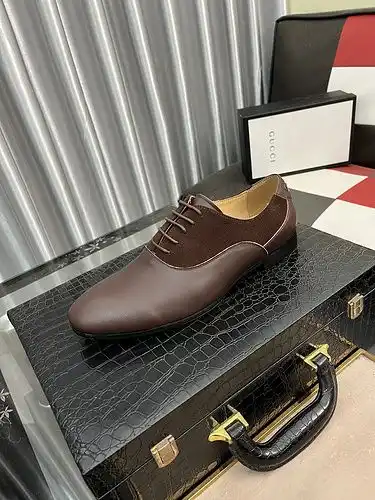 Código de zapatos masculinos Gucci 8b8 talla 3844