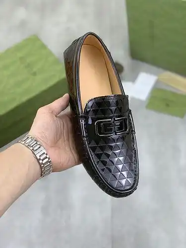 Código de calzado masculino Gucci 84b3 talla 384437 4 personalizado
