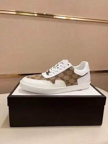 Código de zapatos masculinos Gucci 922b3 talla 3844