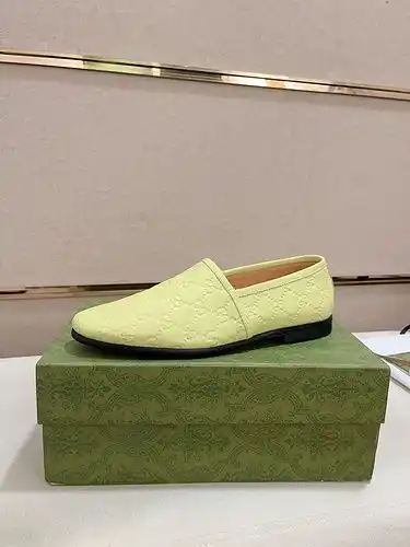 Código de zapatos masculinos Gucci 76b9 talla 3844