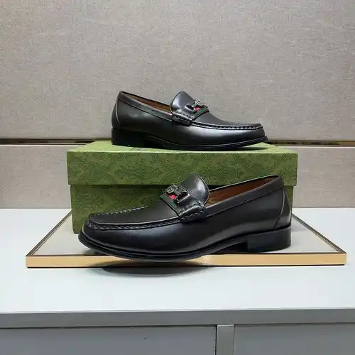 Gucci Código de zapatos masculinos 73b8 talla 3844