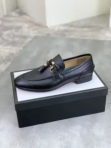 Gucci zapatos masculinos 6b8 talla 384