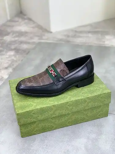 Código de zapatos masculinos Gucci 96b8 talla 3844