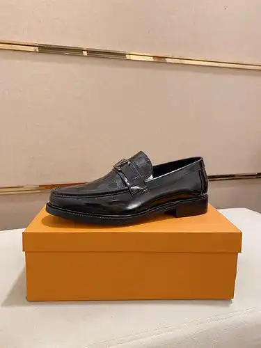 El Código de calzado masculino LV 66C talla 3844 se puede personalizar 4
