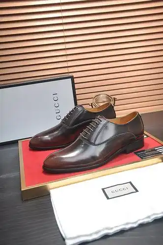 Código de zapatos masculinos Gucci 88b9 talla 3844 4 4 personalizado