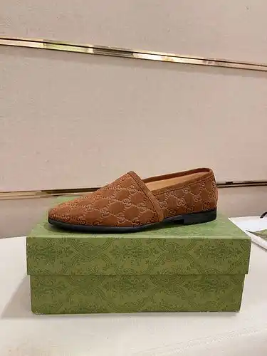 Código de zapatos masculinos Gucci 76b9 talla 3844