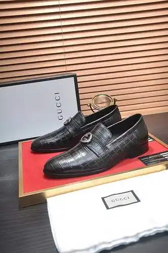 Código de zapatos masculinos Gucci 88b9 talla 3844 4 4 personalizado