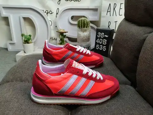 La colección 5x35xd Adidas retro shoes es muy popular en todo el mundo. aprovechando esta ola, la ma