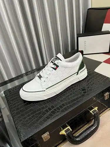 Código de zapatos masculinos Gucci 92b4 talla 3844