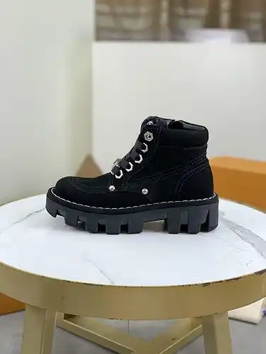 Zapatos masculinos y femeninos LV talla 9D talla 346446 personalizados no reembolsables