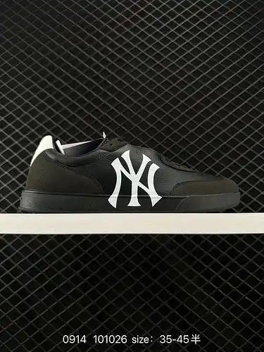 El zapato 1d40g MLB Squeeze black, con tacones engrosados, ofrece una protección tridimensional de l