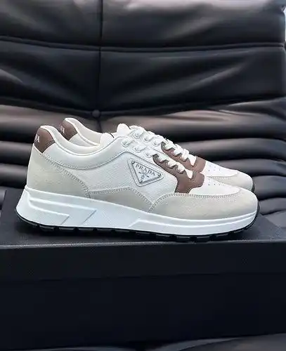 Prada men's shoe code 9B6 Size3844