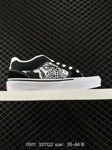 1d1d0g zapatos de tablero bajo antideslizantes y resistentes al desgaste vans chukka Push para hombr