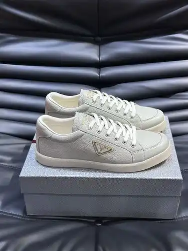Prada men's shoe code 9B3 Size3844