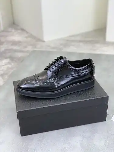 Prada men's shoe code 63C Size38444 can be customized