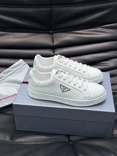 Prada men's shoe code 9B3 Size3844