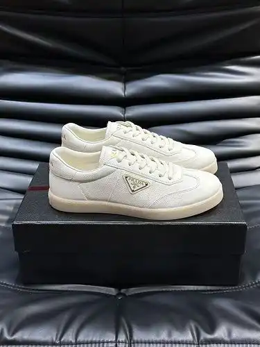 Prada men's shoe code 9B3 Size3844