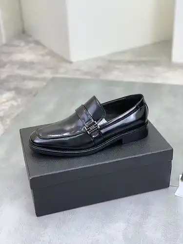 Prada men's shoe code 63C Size38444 can be customized