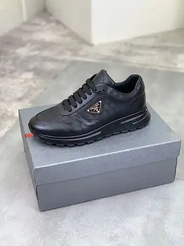Prada men's shoe code 93C Size3844