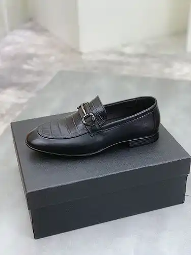 Prada men's shoe code 64B Size3844