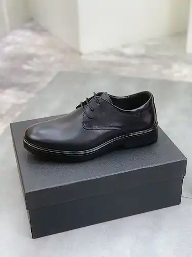 Prada men's shoe code 64B Size3844