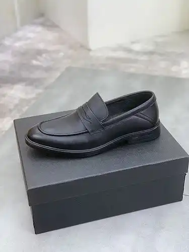 Prada men's shoe code 64B Size3844