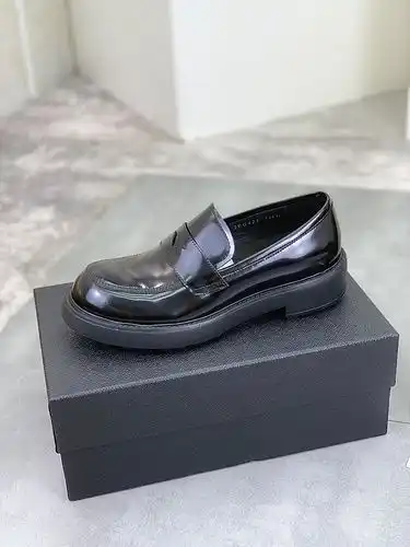 Prada Men's and Women's Shoe Code 626C3 Size344 Men's 384 Customized