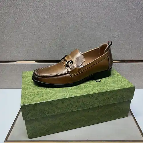 Código de zapatos masculinos Gucci 927b9 talla 3844