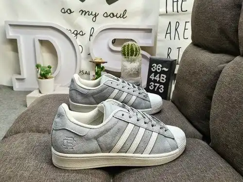 373d original puro Adidas superestrella Adidas Shell Head Classic Board shoes terciopelo cuero gris 