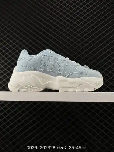 El revestimiento grueso 1d40g MLB es básicamente popular, la serie de zapatos de alta gama de artícu