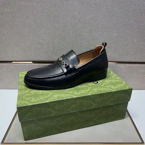 Código de zapatos masculinos Gucci 927b9 talla 3844