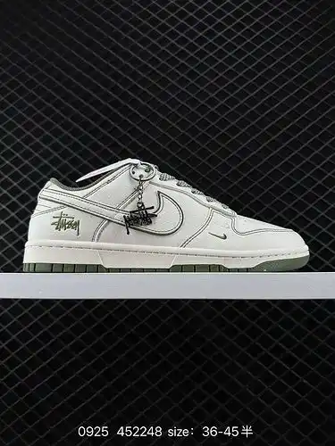Lanzamiento de la edición limitada de moda en el extranjero 2c40g Nike SB Dunk low studsi co., Ltd. 