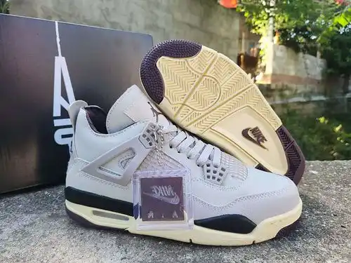 Ma maniel x Air Jordán 4 polvo marrón Jordán de cuarta generación 3647