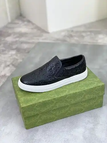 Código de zapatos masculinos Gucci 924b talla 3844