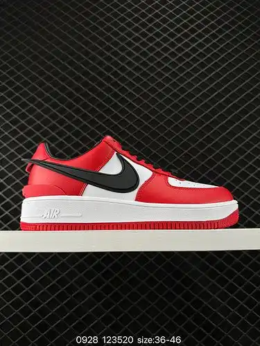 La versión de 1d0g0g Nike original last Paper se desarrolla con un material superior de cuero de vac