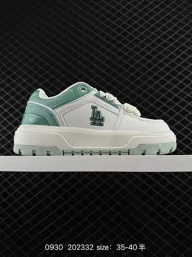 Uno de los artículos populares de la colección de zapatos de alta gama 1d60g MLB chunky Liner Basic 