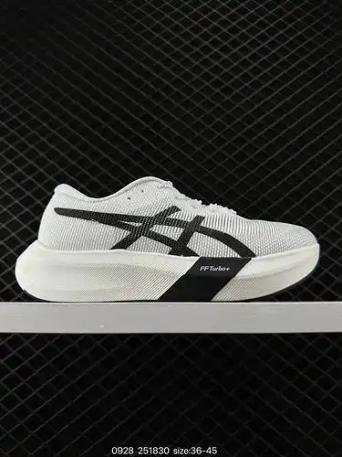 1d5x0g ASICS actualiza la última versión de desarrollo original con una suela media de material de c